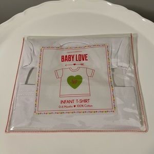 Valentine “kiss me” Sweetheart Baby Love Infant T-Shirt NWT